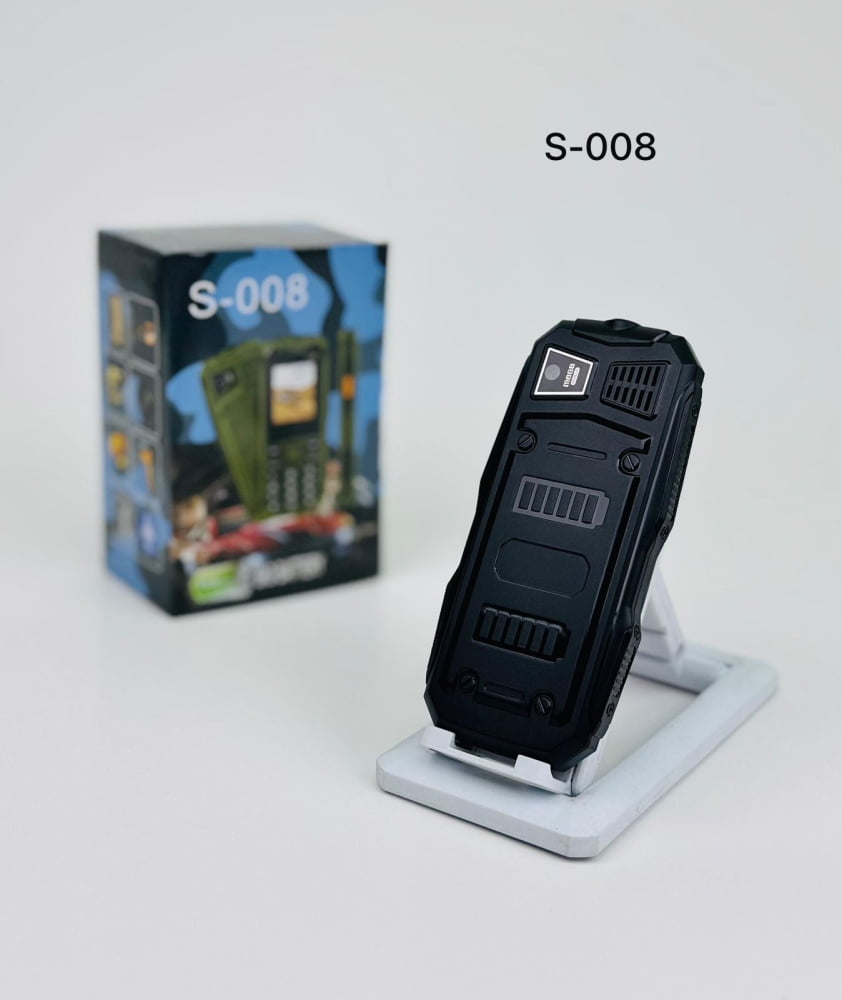 CELULAR ANTIGOLPES LAND ROVER S-008 Doble SIM (PARA ADULTOS MAYORES) - NEGRO
